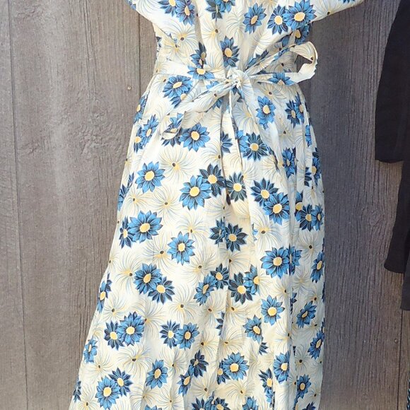 NOS 1940’s Vintage Cream Blue Floral sz 24 1/2 Cotton Day Dress Sanforized - Picture 5 of 10